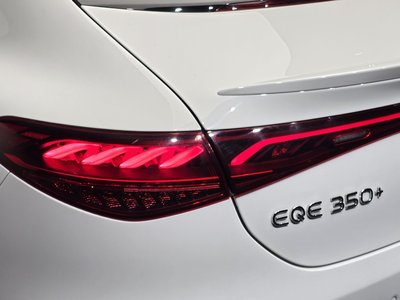 2022 Mercedes-BENZ EQE photo 10