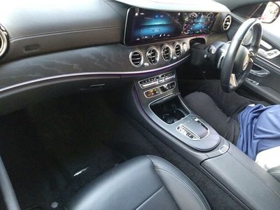 MERCEDES-BENZ E-CLASS - 3