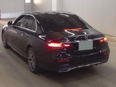 MERCEDES-BENZ E-CLASS - 2