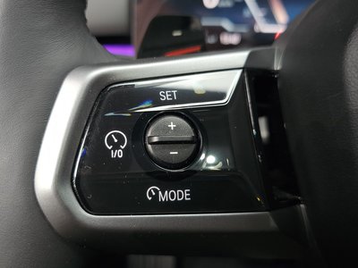 2025 BMW 5 SERIES thumbnail 32