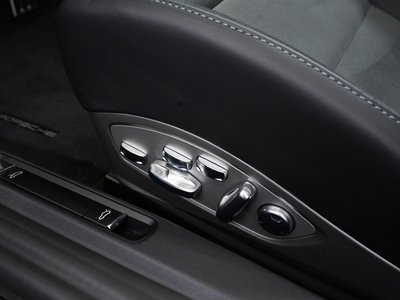 صورة 8 لـ 2025 Porsche 718 SPYDER