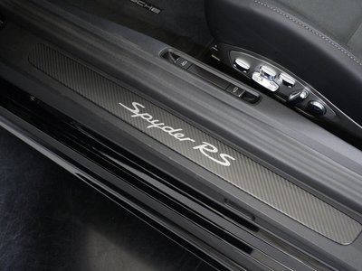 صورة 9 لـ 2025 Porsche 718 SPYDER