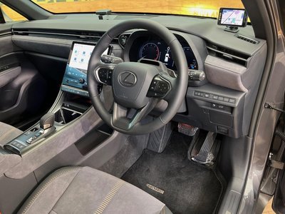 2025 Lexus LBX 缩略图 30