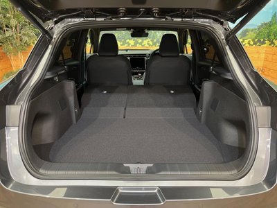 2025 Lexus LBX 缩略图 32
