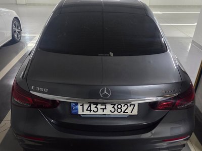 MERCEDES-BENZ E-CLASS - 1