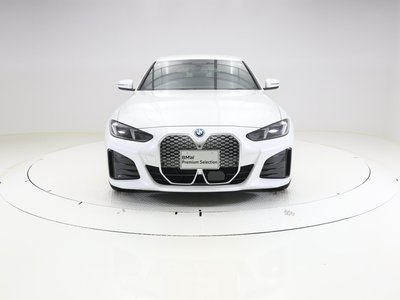 2025 BMW I4 缩略图 21