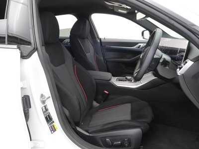 2025 BMW I4 缩略图 12