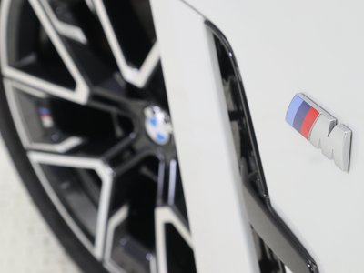 2025 BMW I4 缩略图 33