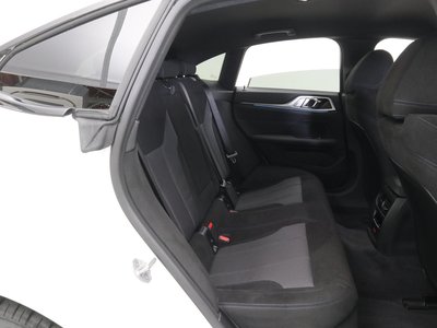 2025 BMW I4 缩略图 14