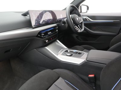 2025 BMW I4 照片 4