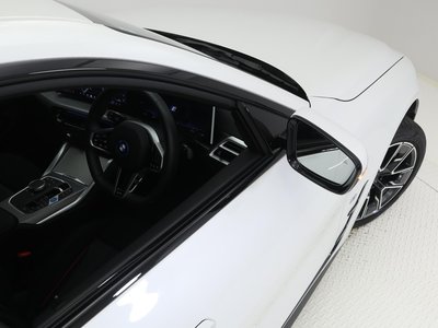 2025 BMW I4 缩略图 28