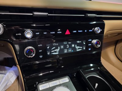 2025 Genesis G80 (RG3) 缩略图 12