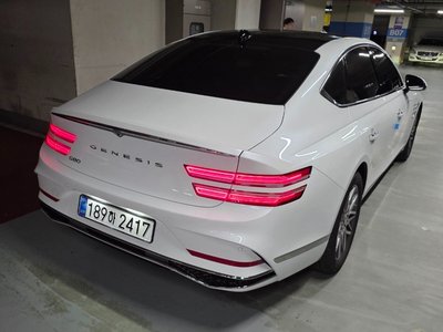 GENESIS G80 (RG3) - 2