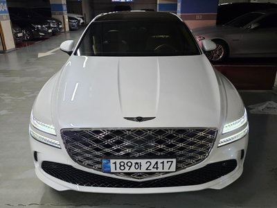 GENESIS G80 (RG3) - 1