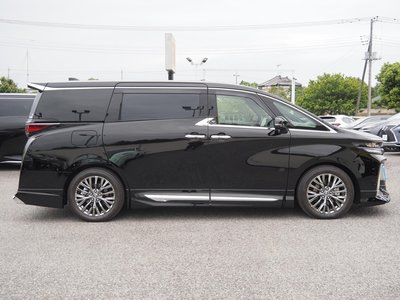 TOYOTA VELLFIRE - 9