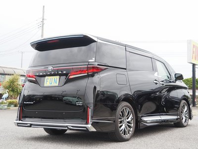 TOYOTA VELLFIRE - 5