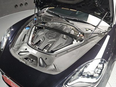 PORSCHE PANAMERA - 7