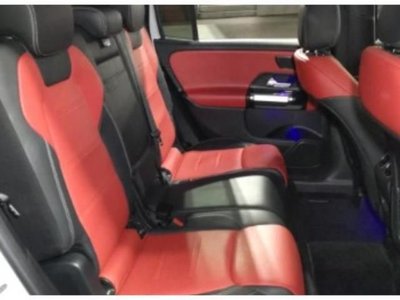 MERCEDES-BENZ GLB - 4
