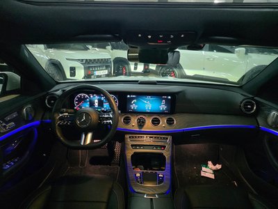 MERCEDES-BENZ E-CLASS - 8