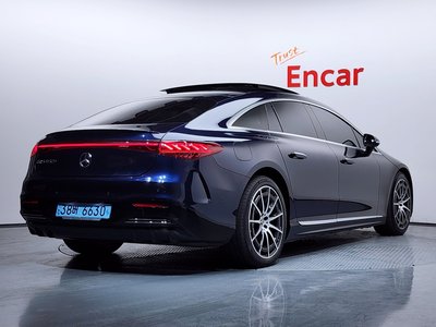 MERCEDES-BENZ EQS - 4