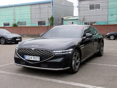 2024 Genesis G90 (RS4) photo 4