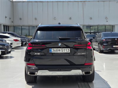 صورة 3 لـ 2025 BMW X5
