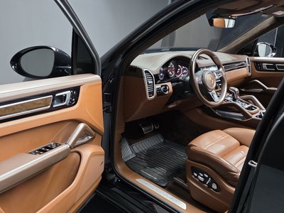 PORSCHE CAYENNE - 10