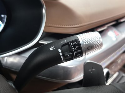 2023 Genesis G80 (RG3) thumbnail 28