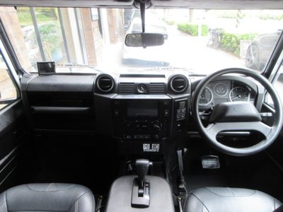 2015 LAND Rover DEFENDER — миниатюра 16