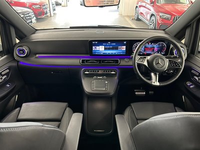 صورة 6 لـ 2025 Mercedes-BENZ V-CLASS