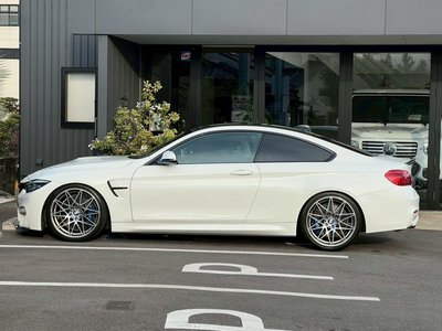 BMW M4 COUPE - 6
