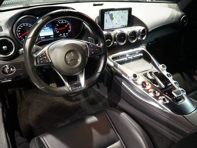 MERCEDES-BENZ GT AMG - 2