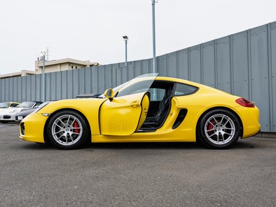 2013 Porsche CAYMAN thumbnail 32