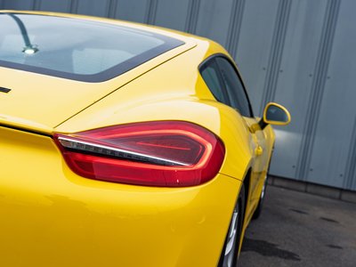 2013 Porsche CAYMAN thumbnail 44