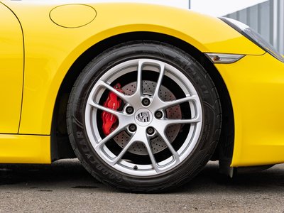 2013 Porsche CAYMAN photo 8