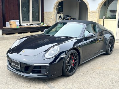 PORSCHE 911 - 4