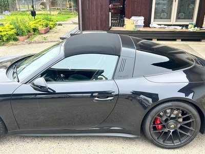 PORSCHE 911 - 6