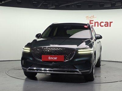 صورة 2 لـ 2021 Genesis GV70