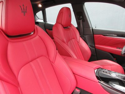 صورة مصغرة 17 لـ 2021 Maserati LEVANTE