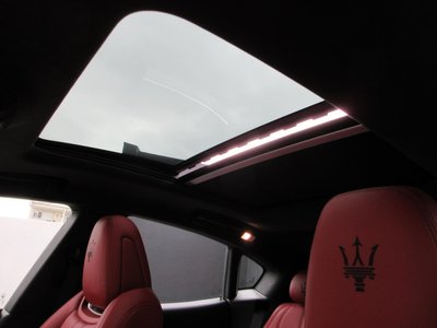 صورة مصغرة 26 لـ 2021 Maserati LEVANTE