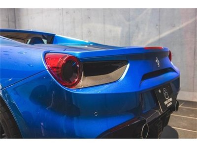 FERRARI 488 - 10