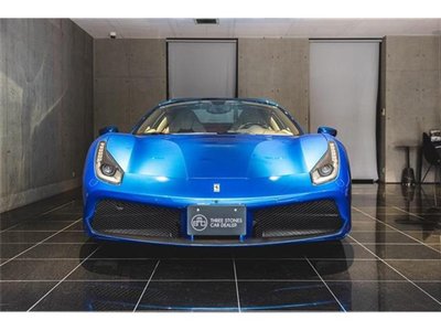 FERRARI 488 - 2