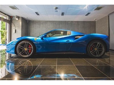 FERRARI 488 - 9