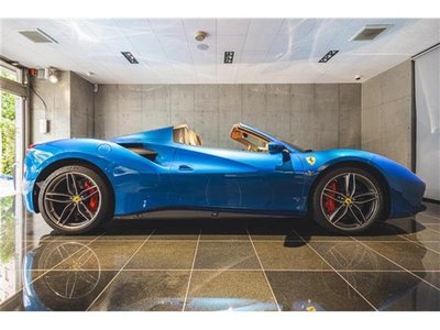 FERRARI 488 - 3