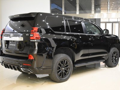 TOYOTA LAND CRUISER PRADO - 10