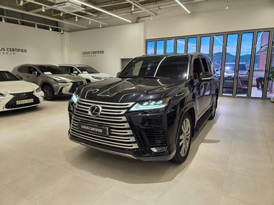 2026 Lexus LX photo 1