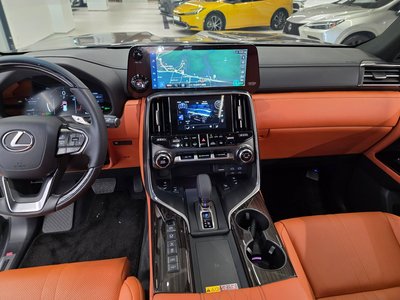 2026 Lexus LX photo 9