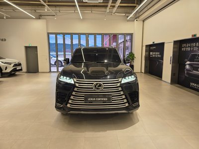 2026 Lexus LX photo 2