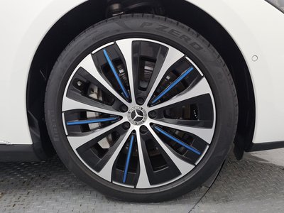 صورة 8 لـ 2022 Mercedes-BENZ EQE