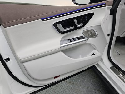 2022 Mercedes-BENZ EQE 缩略图 14